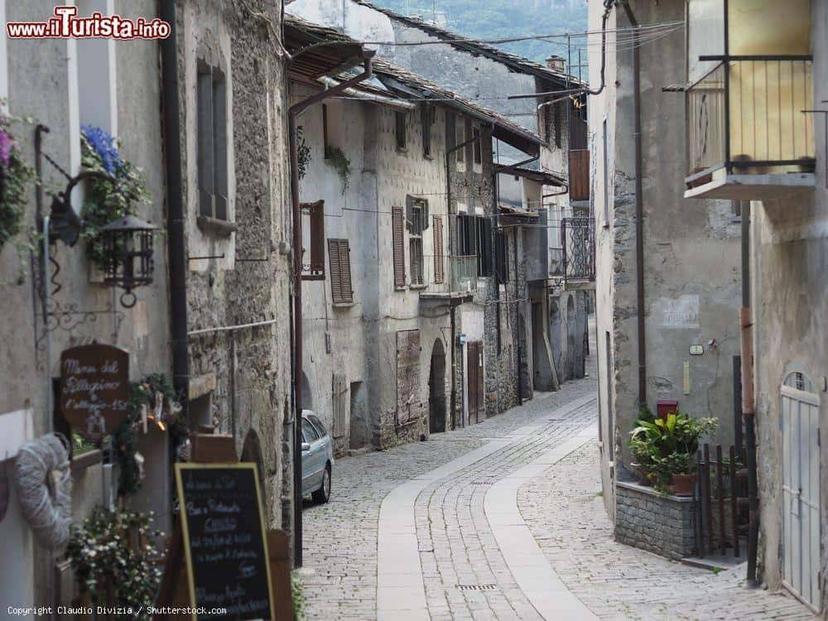 Bilocale via Zigatteria, Centro, Ala — foto 29 di 33