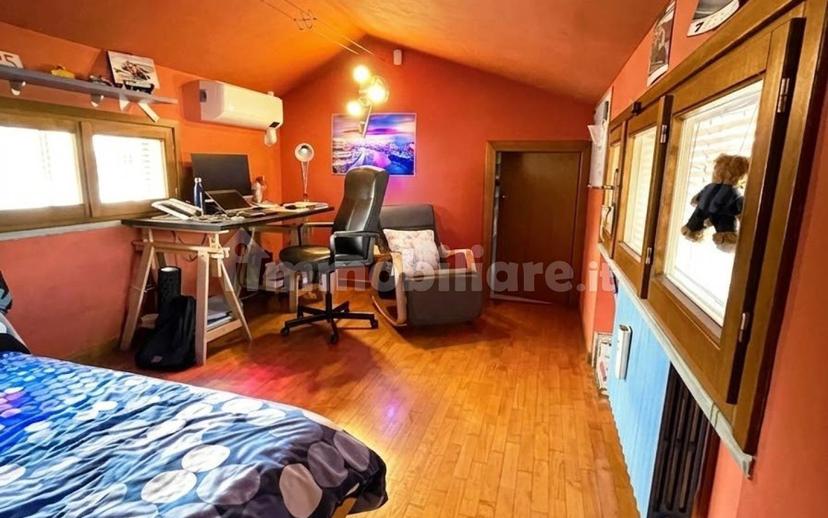 Villa unifamiliare via Trento, Pistoia Ovest, Pistoia