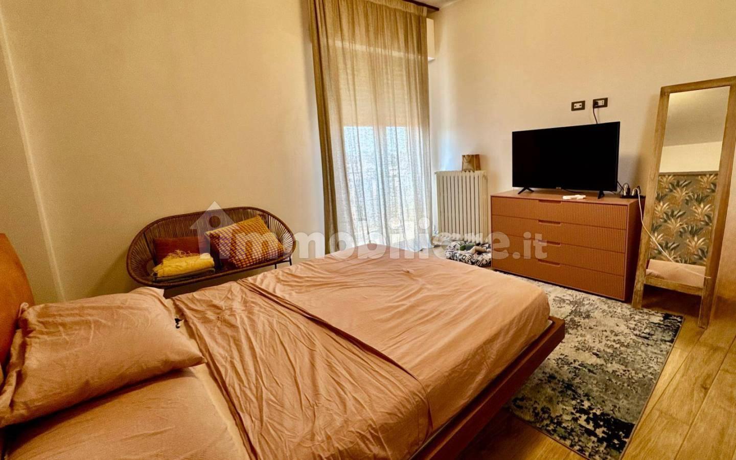 Appartamento piazza Camillo Benso di Cavour, Centro Storico, Forlì