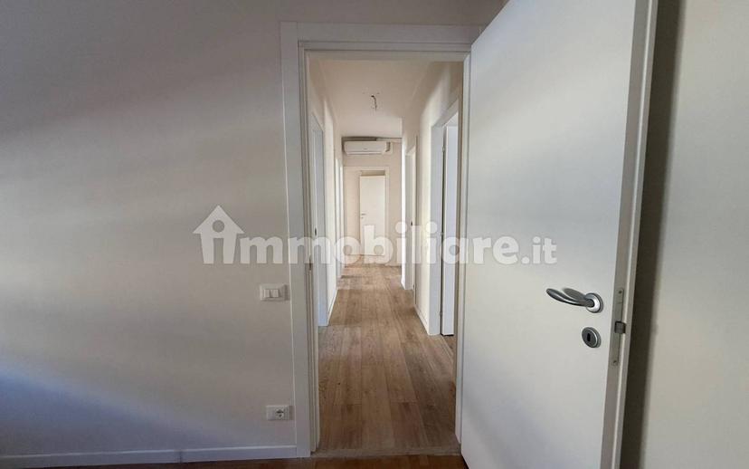 Quadrilocale via Giuseppe Jappelli 36, Centro, Abano Terme — foto 5 di 31