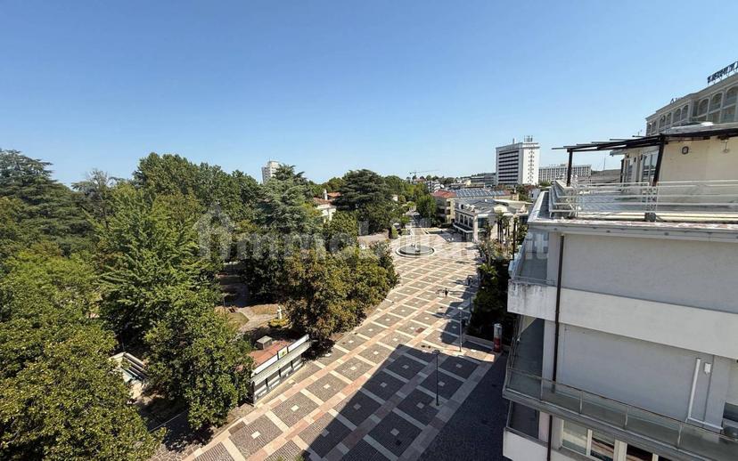 Quadrilocale via Giuseppe Jappelli 36, Centro, Abano Terme — foto 13 di 31