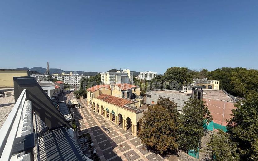 Quadrilocale via Giuseppe Jappelli 36, Centro, Abano Terme — foto 6 di 31