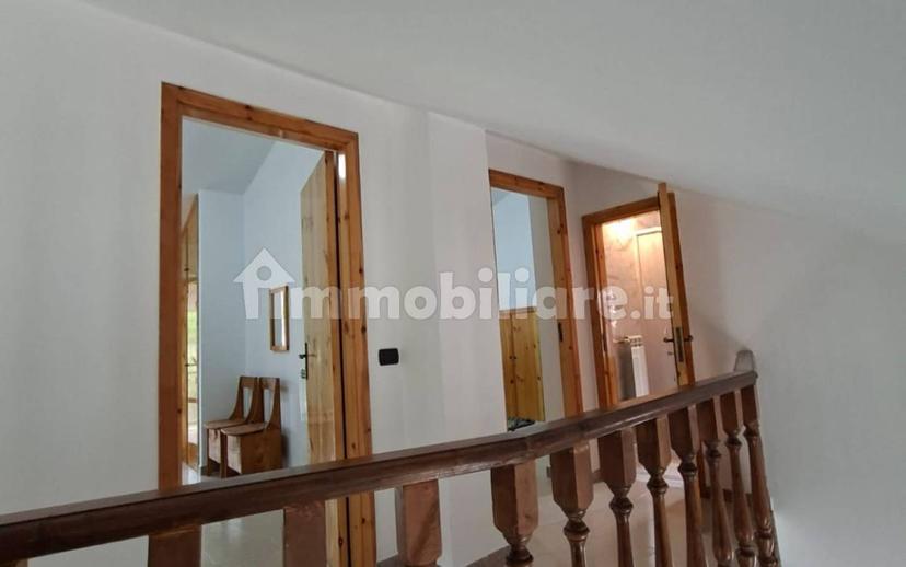Villa unifamiliare via Monte Pollino, Trepidò Sottano E Soprano, Cotronei — foto 5 di 11