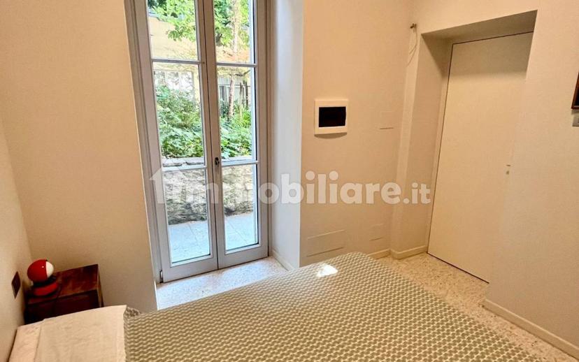 Bilocale via Odescalchi 19, Centro Storico, Como