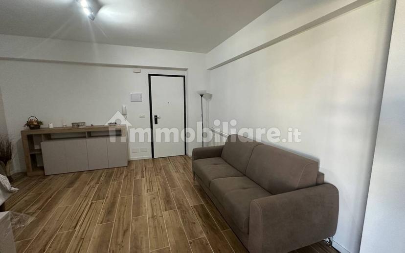 Trilocale via Umberto I 541A, Centro, Roccalumera — foto 2 di 20