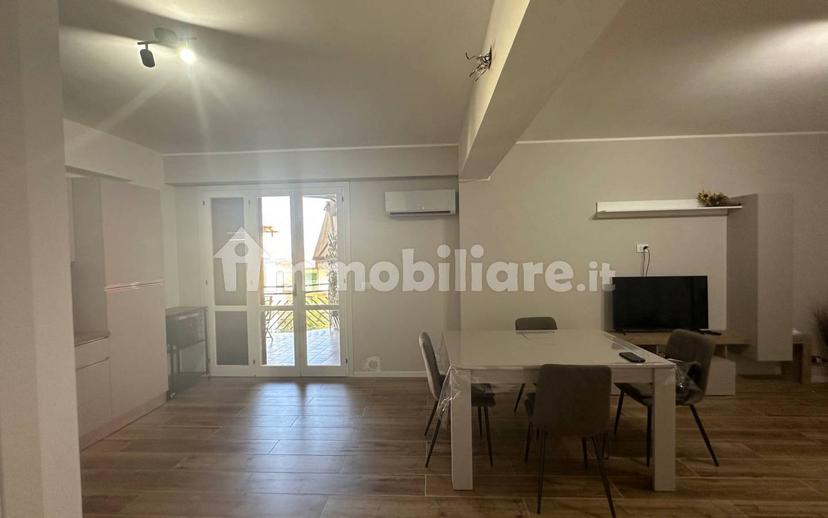 Trilocale via Umberto I 541A, Centro, Roccalumera — foto 7 di 20