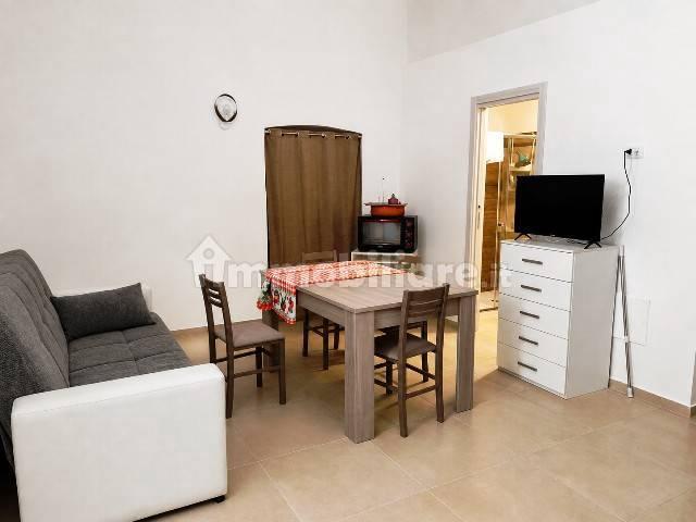Bilocale ottimo stato, piano rialzato, Bisceglie — foto 2 di 3