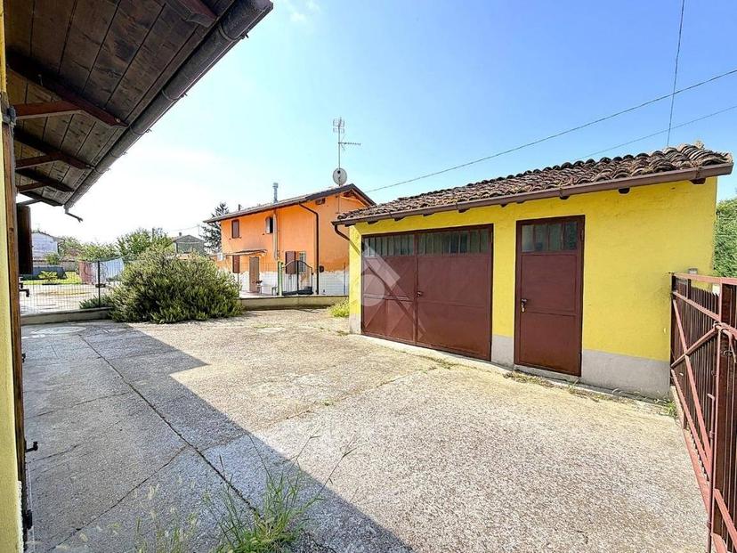 Terratetto unifamiliare via del Cimitero 6, Centro, Monticelli d'Ongina — foto 31 di 39