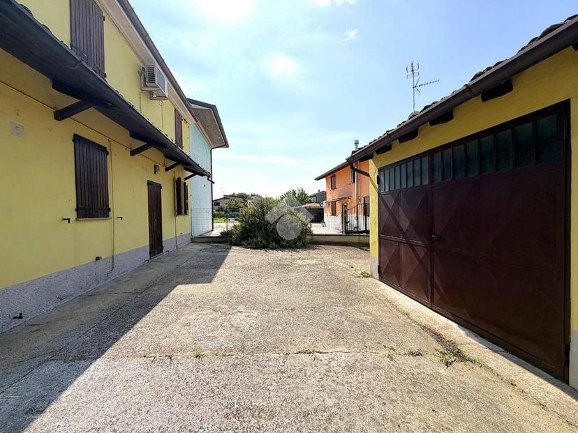 Terratetto unifamiliare via del Cimitero 6, Centro, Monticelli d'Ongina — foto 11 di 39