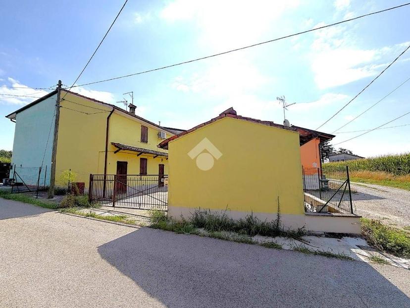 Terratetto unifamiliare via del Cimitero 6, Centro, Monticelli d'Ongina — foto 26 di 39