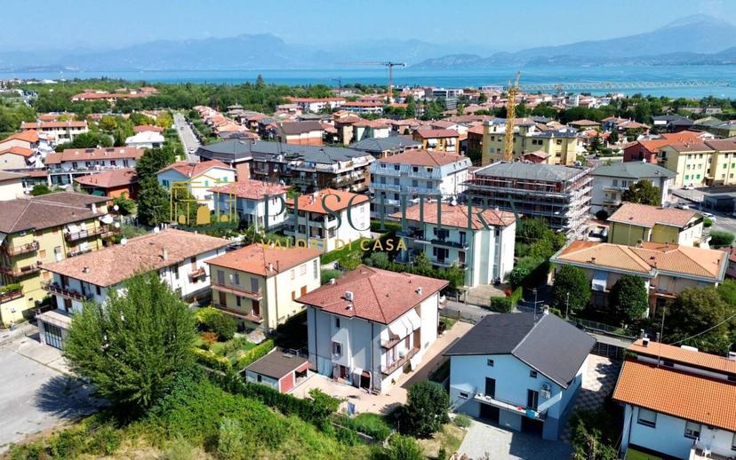 Appartamento via Tintoretto 10, Centro, Peschiera del Garda — foto 8 di 12