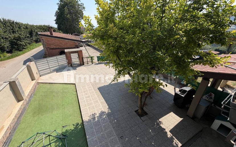 Villa unifamiliare frazione Attissano 119, Busca