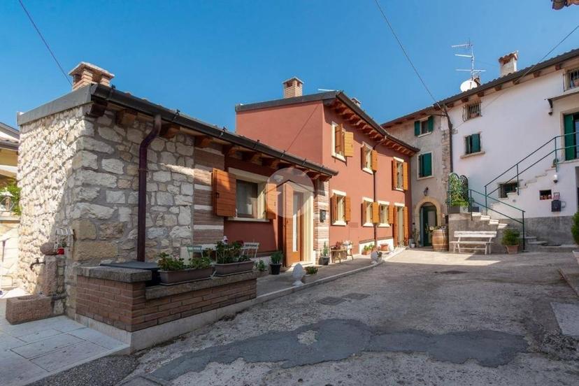 Casa colonica via Paverno, Marano di Valpolicella — foto 18 di 33