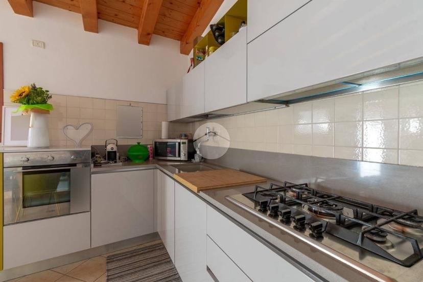 Casa colonica via Paverno, Marano di Valpolicella — foto 29 di 33