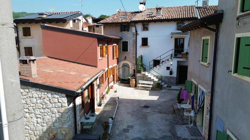 Casa colonica via Paverno, Marano di Valpolicella — foto 9 di 33
