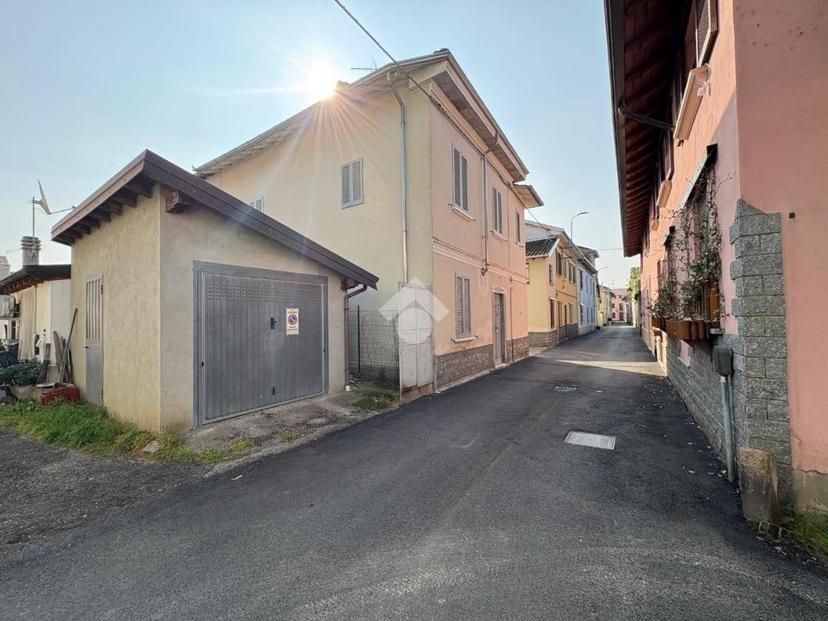 Terratetto plurifamiliare via Zuleika Beretta 32, Centro, Cassolnovo — foto 15 di 27