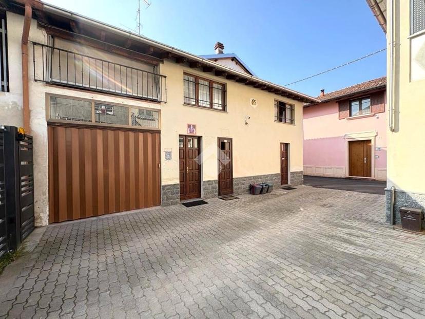 Terratetto plurifamiliare via Zuleika Beretta 32, Centro, Cassolnovo — foto 4 di 27