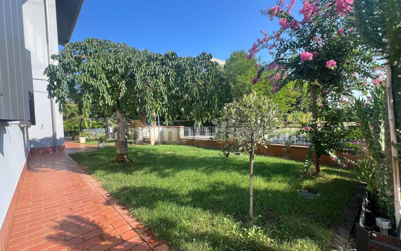 Villa unifamiliare via F. Zanardi 184, Centro, Crevalcore — foto 4 di 91