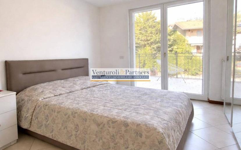 Trilocale via Mezzocolle, Desenzano Centro, Desenzano del Garda — foto 7 di 9