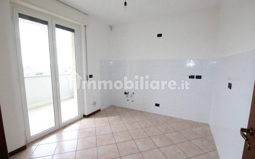 Trilocale via Raimondi 5, Centro, San Fermo della Battaglia — foto 36 di 40
