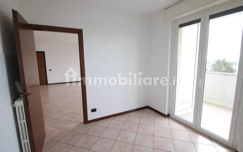 Trilocale via Raimondi 5, Centro, San Fermo della Battaglia — foto 27 di 40