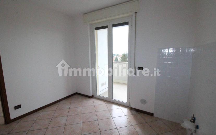 Trilocale via Raimondi 5, Centro, San Fermo della Battaglia — foto 8 di 40