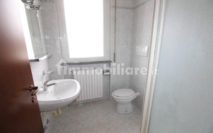 Trilocale via Raimondi 5, Centro, San Fermo della Battaglia — foto 38 di 40