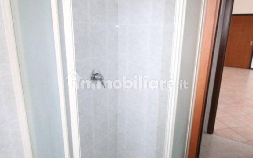 Trilocale via Raimondi 5, Centro, San Fermo della Battaglia — foto 10 di 40