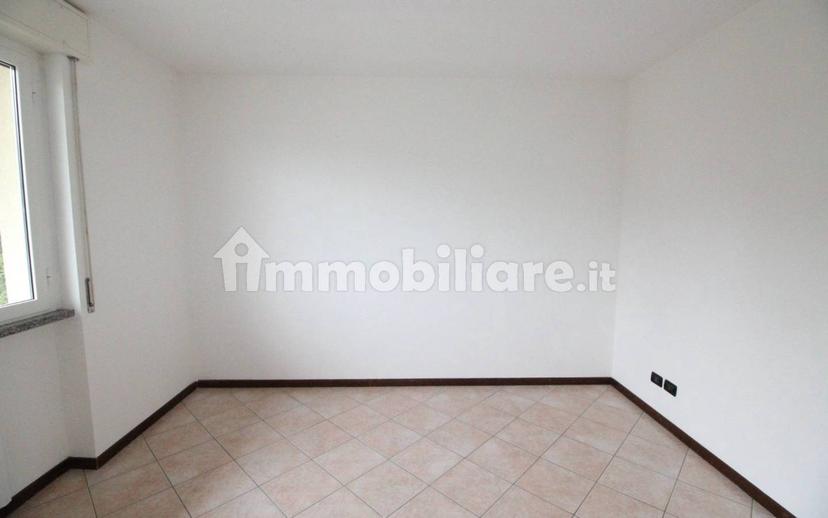 Trilocale via Raimondi 5, Centro, San Fermo della Battaglia — foto 30 di 40
