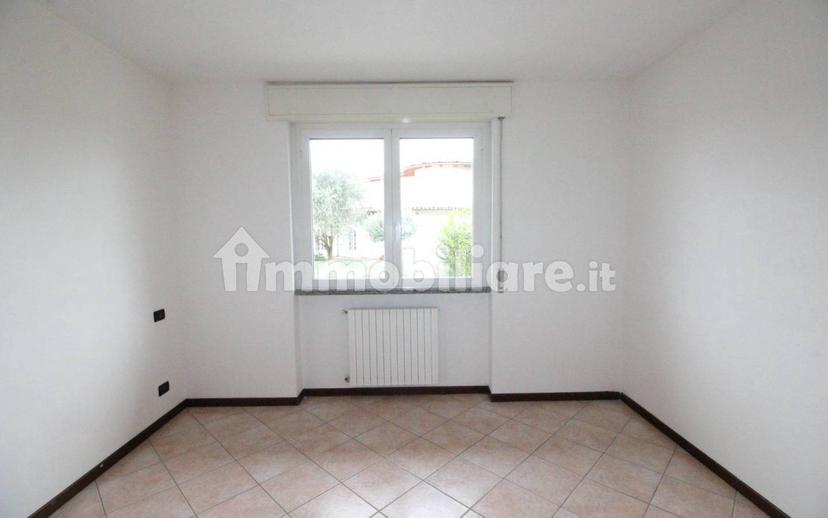 Trilocale via Raimondi 5, Centro, San Fermo della Battaglia — foto 2 di 40