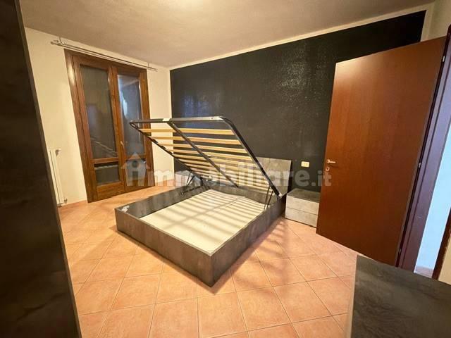 Trilocale ottimo stato, primo piano, Centro, Viadana — foto 12 di 12