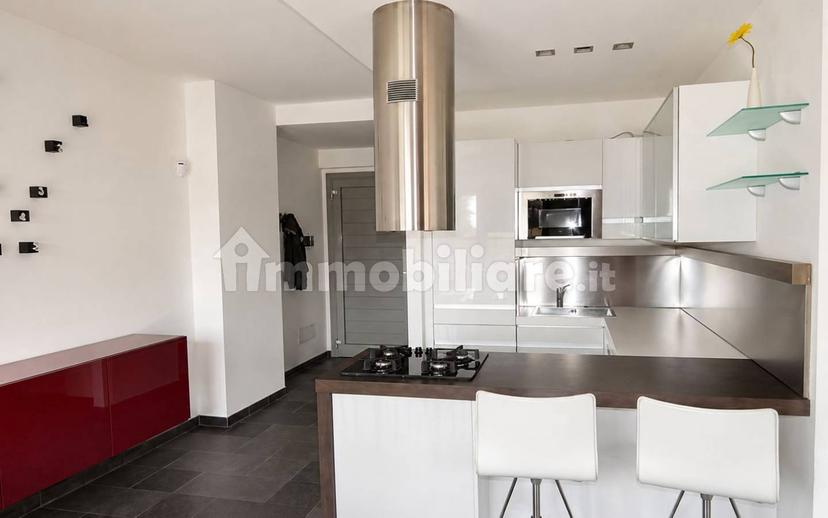 Bilocale via Bernina, Centro, Lomazzo — foto 2 di 24