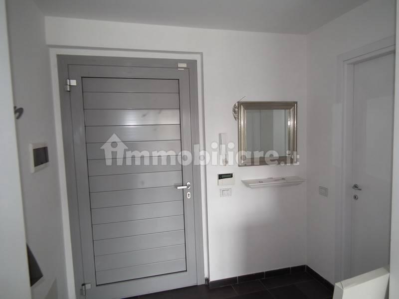 Bilocale via Bernina, Centro, Lomazzo — foto 3 di 24