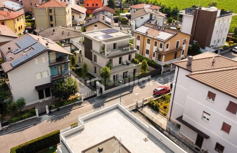 Villa bifamiliare via dei Virchi 31, Sant'Anna, Brescia — foto 5 di 5