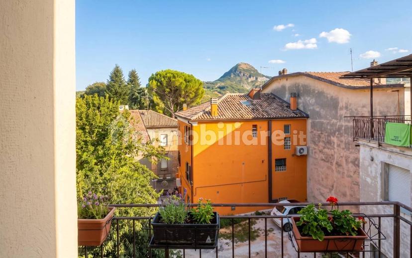 Appartamento piazza Vittorio Emanuele 11, Centro, Novafeltria — foto 9 di 18