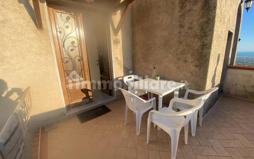 Trilocale primo piano, Pietrasanta