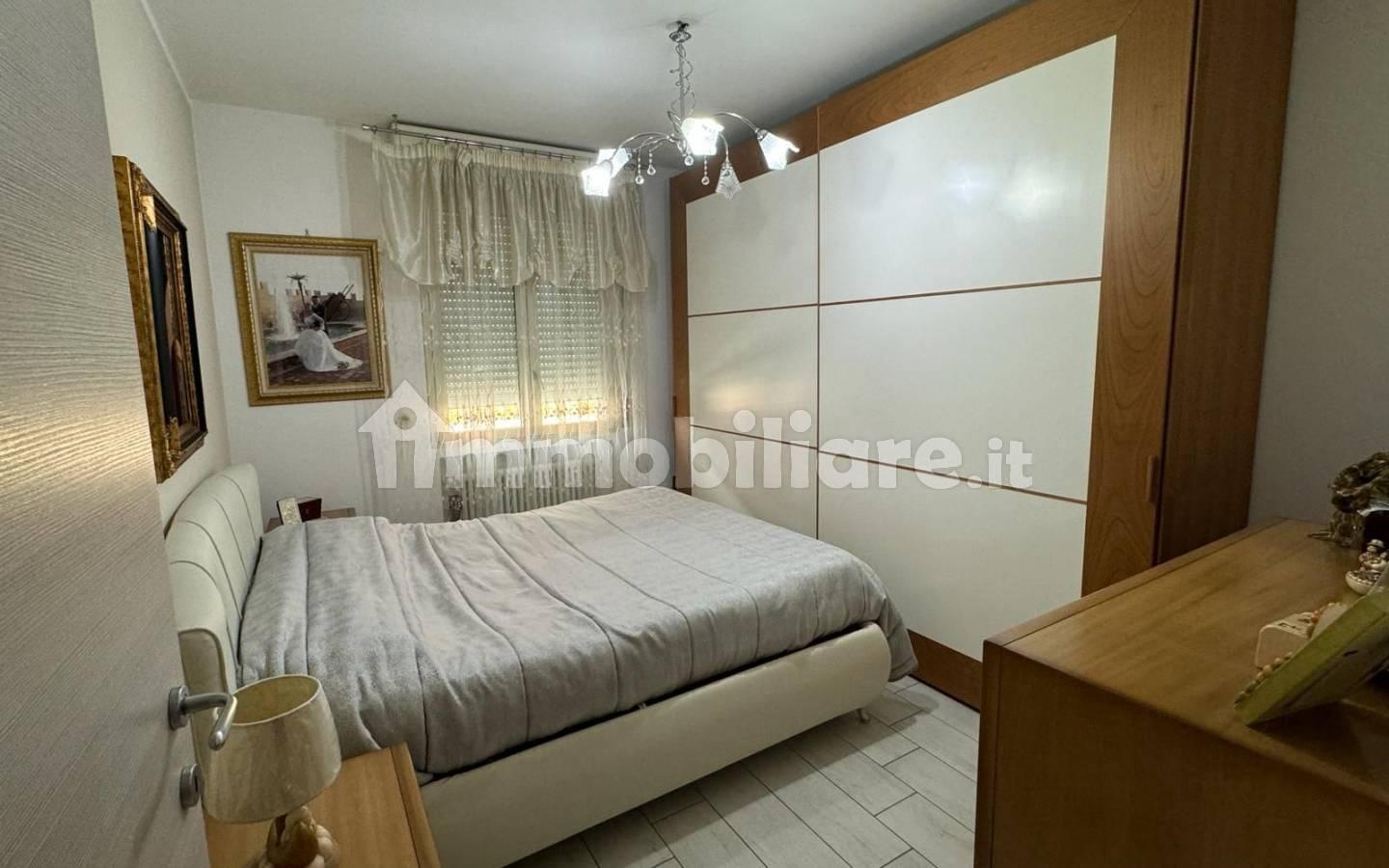 Trilocale via Spezia 72, Centro, Collecchio