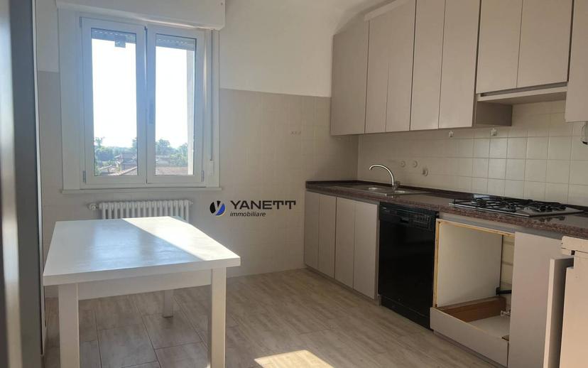 Quadrilocale via Palmiro Togliatti, Rosta Nuova, Reggio Emilia — foto 9 di 24