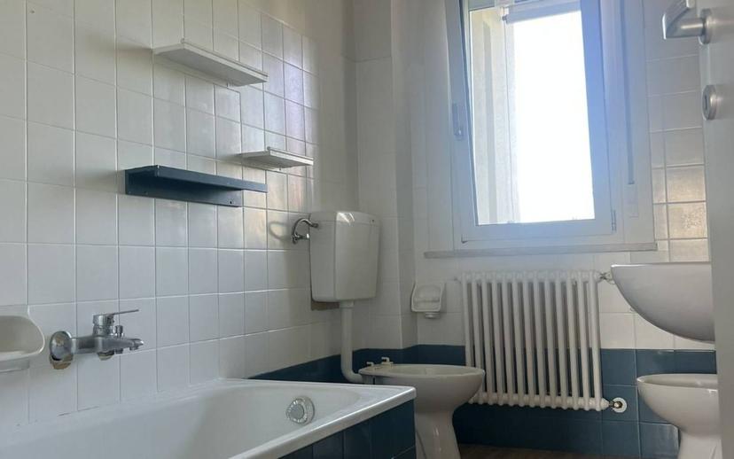 Quadrilocale via Palmiro Togliatti, Rosta Nuova, Reggio Emilia — foto 20 di 24