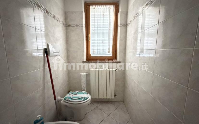 Trilocale buono stato, piano terra, Trecastelli — foto 23 di 27