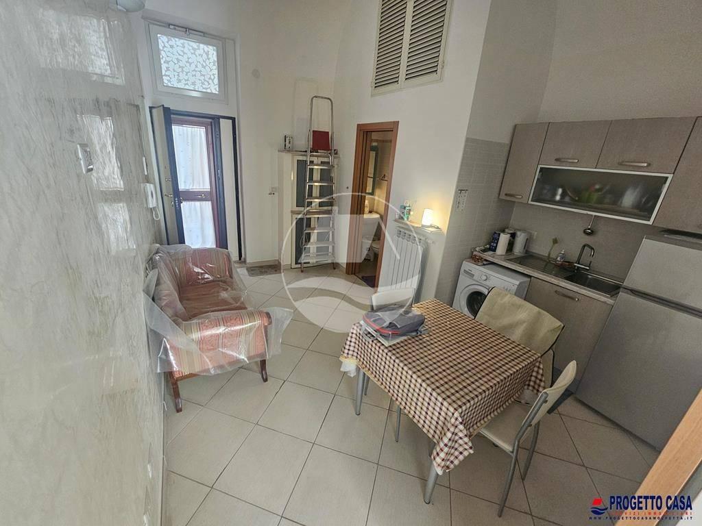 Bilocale via Tenente Paolo Poli 20, Molfetta