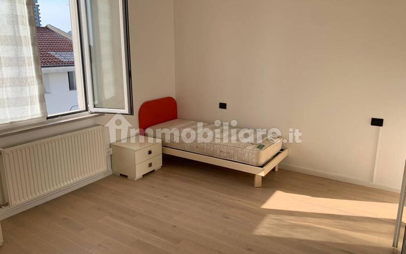 Stanza doppia via Giambattista Garzarolli 42, Gorizia — foto 6 di 10