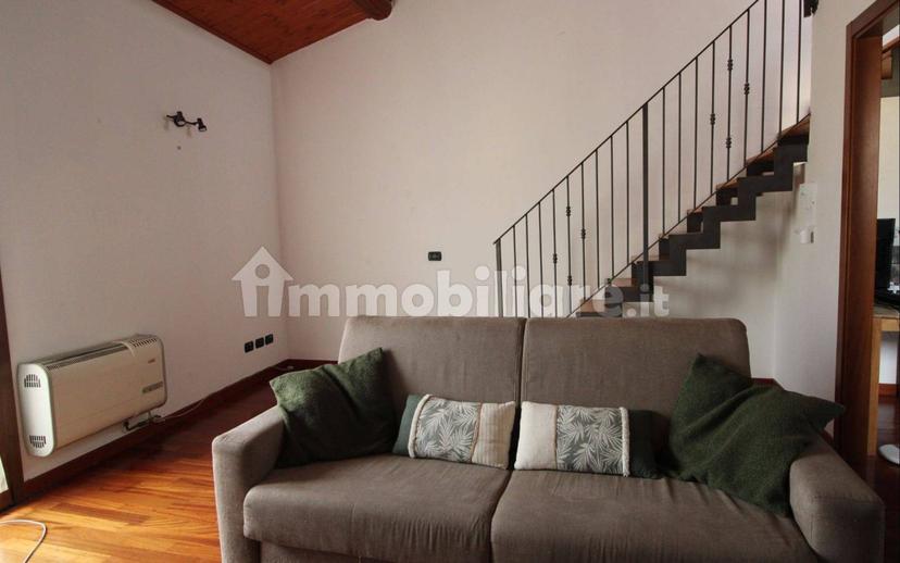 Bilocale via Rimembranza 3, Centro, Sommacampagna — foto 2 di 12