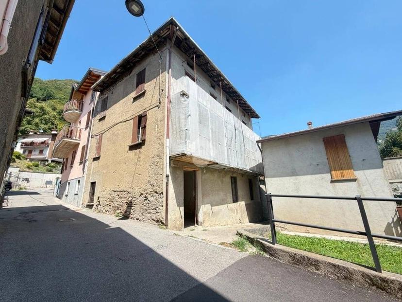Terratetto plurifamiliare vicolo Rigamonte 1, Centro, Carenno — foto 8 di 15