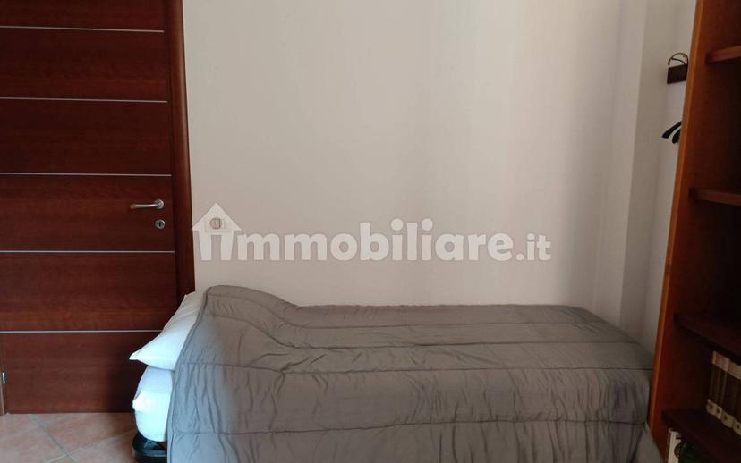 Stanza doppia via Valentino Alberti 9, Verona