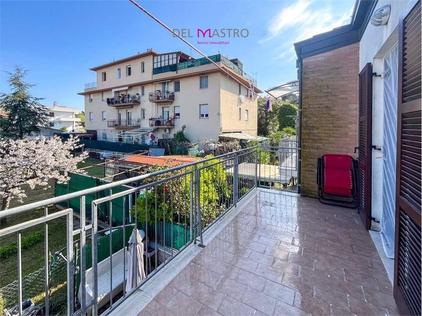 Quadrilocale via Gugliemo Marconi, 80, Centro, Falconara Marittima — foto 21 di 31