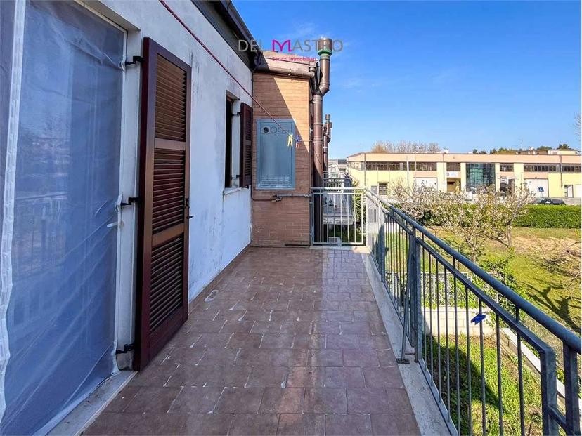 Quadrilocale via Gugliemo Marconi, 80, Centro, Falconara Marittima — foto 8 di 31