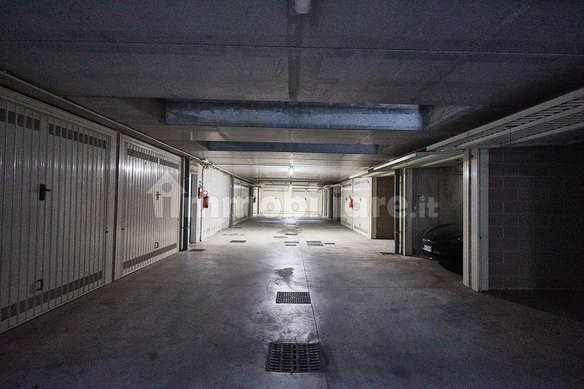 Monolocale via Angelo Agostoni 22, Stazione, Lissone — foto 56 di 62