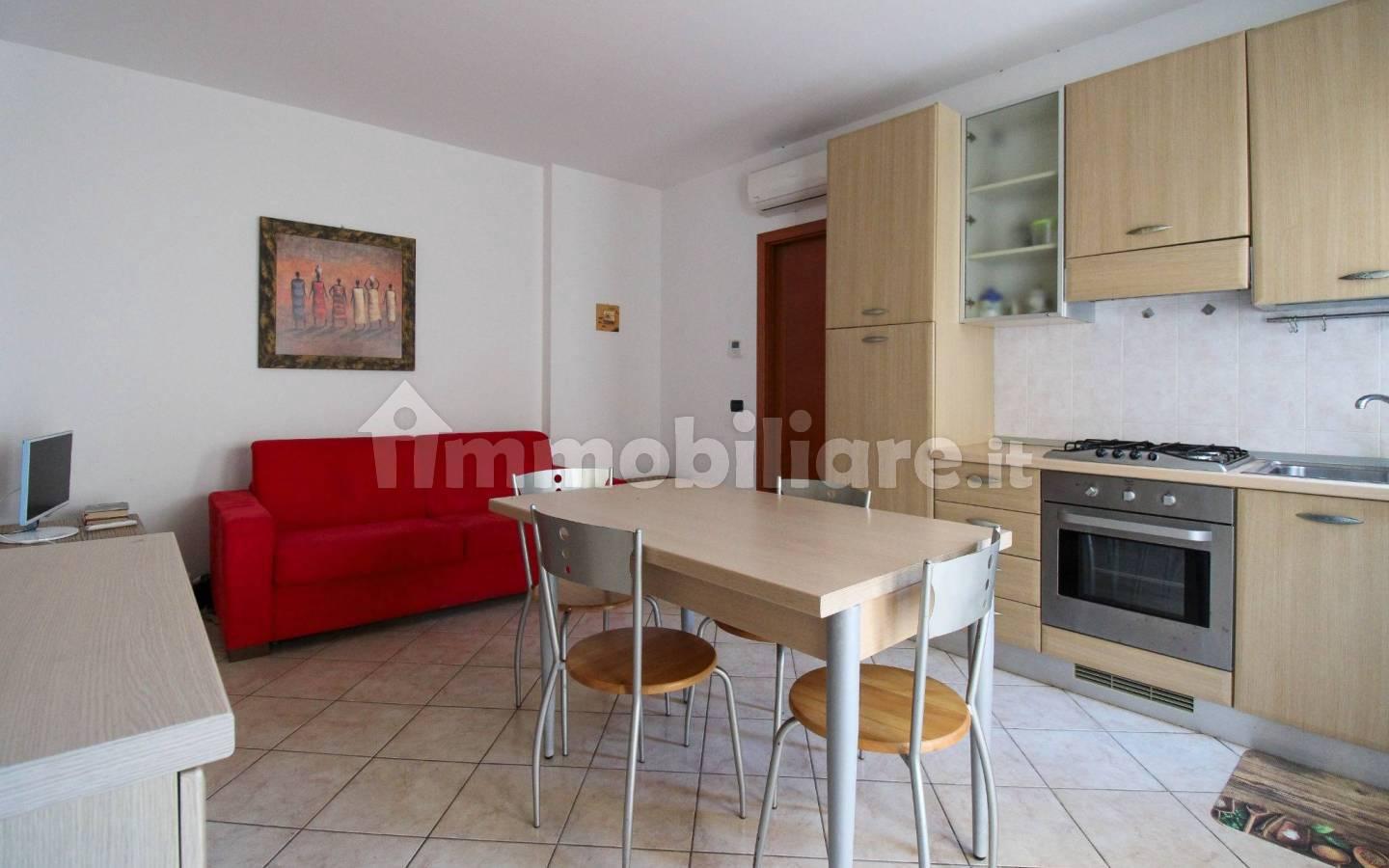 Bilocale via Fonte San Flaviano 22, Centro, Giulianova