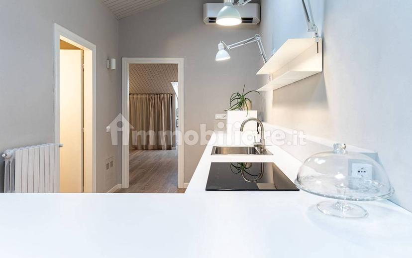 Mansarda ottimo stato, 80 m², Centro Storico, Reggio Emilia — foto 8 di 18
